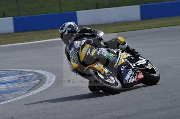 Motorcycle action photographs;donington;donington park leicestershire;donington photographs;event digital images;eventdigitalimages;no limits trackday;peter wileman photography;trackday;trackday digital images;trackday photos
