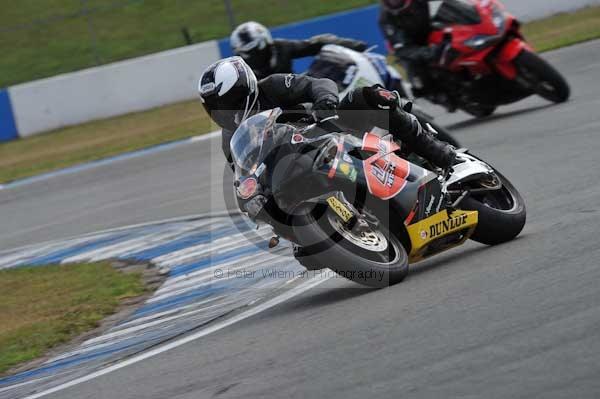 Motorcycle action photographs;donington;donington park leicestershire;donington photographs;event digital images;eventdigitalimages;no limits trackday;peter wileman photography;trackday;trackday digital images;trackday photos