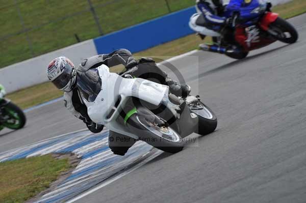 Motorcycle action photographs;donington;donington park leicestershire;donington photographs;event digital images;eventdigitalimages;no limits trackday;peter wileman photography;trackday;trackday digital images;trackday photos