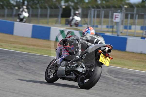 Motorcycle action photographs;donington;donington park leicestershire;donington photographs;event digital images;eventdigitalimages;no limits trackday;peter wileman photography;trackday;trackday digital images;trackday photos
