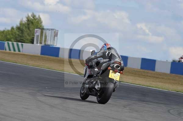 Motorcycle action photographs;donington;donington park leicestershire;donington photographs;event digital images;eventdigitalimages;no limits trackday;peter wileman photography;trackday;trackday digital images;trackday photos