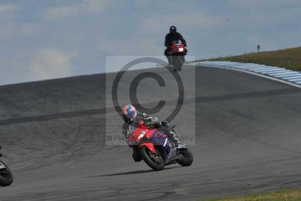 Motorcycle action photographs;donington;donington park leicestershire;donington photographs;event digital images;eventdigitalimages;no limits trackday;peter wileman photography;trackday;trackday digital images;trackday photos