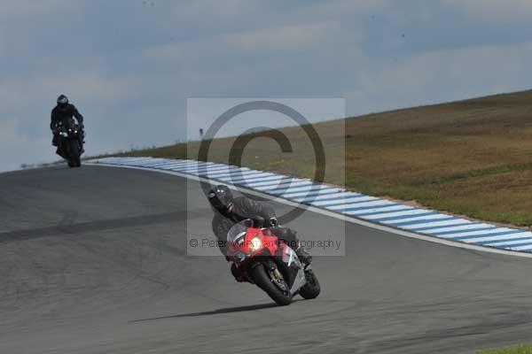 Motorcycle action photographs;donington;donington park leicestershire;donington photographs;event digital images;eventdigitalimages;no limits trackday;peter wileman photography;trackday;trackday digital images;trackday photos