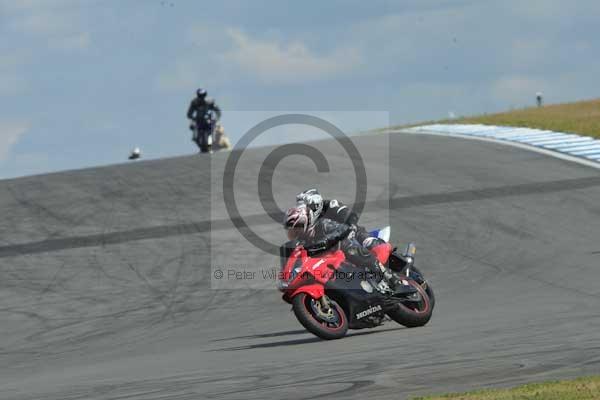 Motorcycle action photographs;donington;donington park leicestershire;donington photographs;event digital images;eventdigitalimages;no limits trackday;peter wileman photography;trackday;trackday digital images;trackday photos