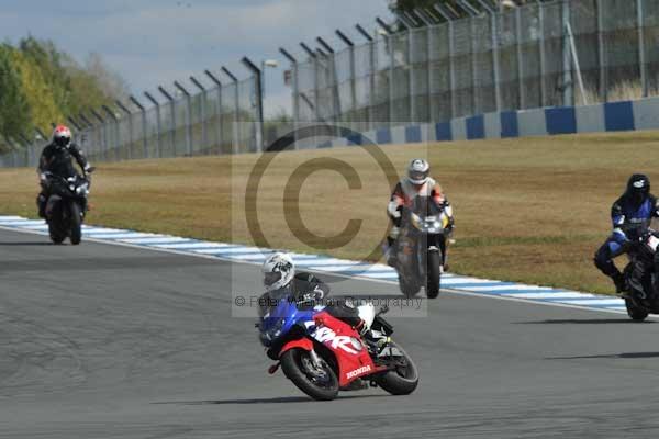 Motorcycle action photographs;donington;donington park leicestershire;donington photographs;event digital images;eventdigitalimages;no limits trackday;peter wileman photography;trackday;trackday digital images;trackday photos