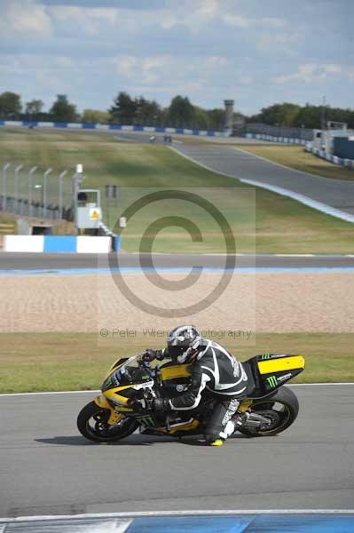 Motorcycle action photographs;donington;donington park leicestershire;donington photographs;event digital images;eventdigitalimages;no limits trackday;peter wileman photography;trackday;trackday digital images;trackday photos
