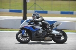 Motorcycle-action-photographs;donington;donington-park-leicestershire;donington-photographs;event-digital-images;eventdigitalimages;no-limits-trackday;peter-wileman-photography;trackday;trackday-digital-images;trackday-photos
