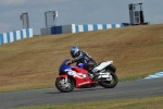 Motorcycle-action-photographs;donington;donington-park-leicestershire;donington-photographs;event-digital-images;eventdigitalimages;no-limits-trackday;peter-wileman-photography;trackday;trackday-digital-images;trackday-photos