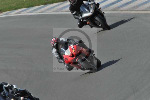 Motorcycle action photographs;donington;donington park leicestershire;donington photographs;event digital images;eventdigitalimages;no limits trackday;peter wileman photography;trackday;trackday digital images;trackday photos