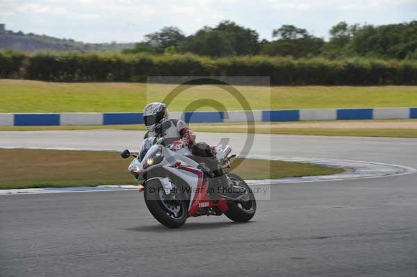 Motorcycle action photographs;donington;donington park leicestershire;donington photographs;event digital images;eventdigitalimages;no limits trackday;peter wileman photography;trackday;trackday digital images;trackday photos