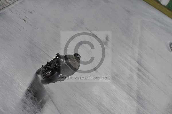 Mallory park Leicestershire;Mallory park photographs;Motorcycle action photographs;event digital images;eventdigitalimages;mallory park;no limits trackday;peter wileman photography;trackday;trackday digital images;trackday photos
