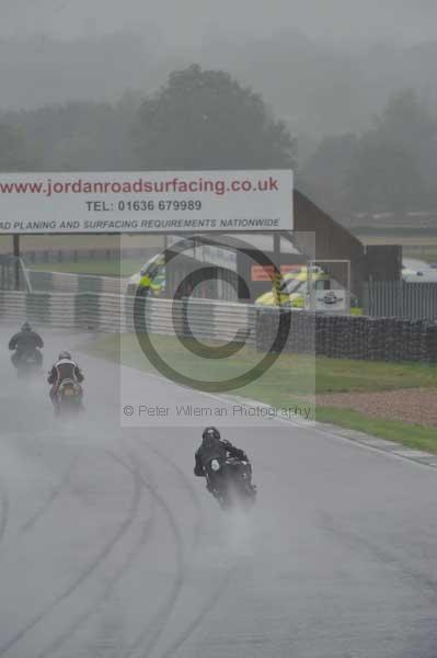 Mallory park Leicestershire;Mallory park photographs;Motorcycle action photographs;event digital images;eventdigitalimages;mallory park;no limits trackday;peter wileman photography;trackday;trackday digital images;trackday photos