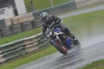 Mallory-park-Leicestershire;Mallory-park-photographs;Motorcycle-action-photographs;event-digital-images;eventdigitalimages;mallory-park;no-limits-trackday;peter-wileman-photography;trackday;trackday-digital-images;trackday-photos