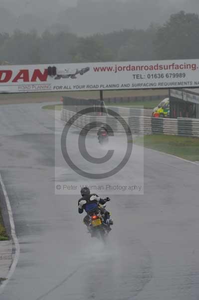 Mallory park Leicestershire;Mallory park photographs;Motorcycle action photographs;event digital images;eventdigitalimages;mallory park;no limits trackday;peter wileman photography;trackday;trackday digital images;trackday photos