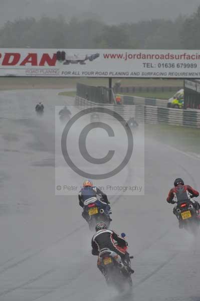 Mallory park Leicestershire;Mallory park photographs;Motorcycle action photographs;event digital images;eventdigitalimages;mallory park;no limits trackday;peter wileman photography;trackday;trackday digital images;trackday photos