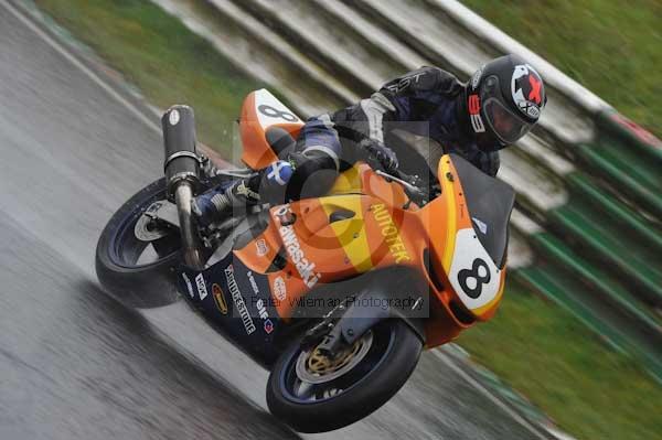 Mallory park Leicestershire;Mallory park photographs;Motorcycle action photographs;event digital images;eventdigitalimages;mallory park;no limits trackday;peter wileman photography;trackday;trackday digital images;trackday photos