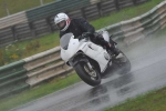 Mallory-park-Leicestershire;Mallory-park-photographs;Motorcycle-action-photographs;event-digital-images;eventdigitalimages;mallory-park;no-limits-trackday;peter-wileman-photography;trackday;trackday-digital-images;trackday-photos