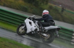 Mallory-park-Leicestershire;Mallory-park-photographs;Motorcycle-action-photographs;event-digital-images;eventdigitalimages;mallory-park;no-limits-trackday;peter-wileman-photography;trackday;trackday-digital-images;trackday-photos