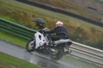 Mallory-park-Leicestershire;Mallory-park-photographs;Motorcycle-action-photographs;event-digital-images;eventdigitalimages;mallory-park;no-limits-trackday;peter-wileman-photography;trackday;trackday-digital-images;trackday-photos