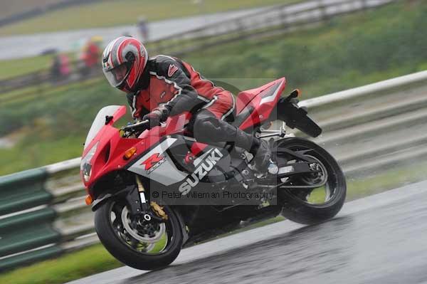 Mallory park Leicestershire;Mallory park photographs;Motorcycle action photographs;event digital images;eventdigitalimages;mallory park;no limits trackday;peter wileman photography;trackday;trackday digital images;trackday photos