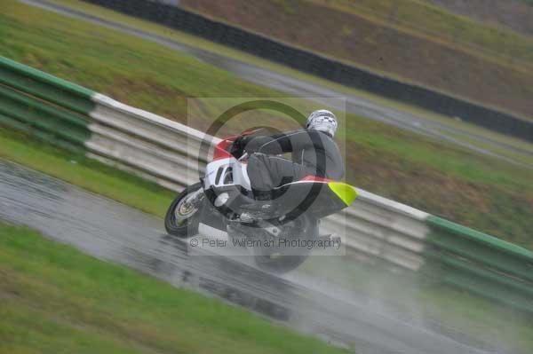 Mallory park Leicestershire;Mallory park photographs;Motorcycle action photographs;event digital images;eventdigitalimages;mallory park;no limits trackday;peter wileman photography;trackday;trackday digital images;trackday photos