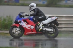 Mallory-park-Leicestershire;Mallory-park-photographs;Motorcycle-action-photographs;event-digital-images;eventdigitalimages;mallory-park;no-limits-trackday;peter-wileman-photography;trackday;trackday-digital-images;trackday-photos