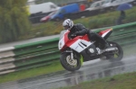 Mallory-park-Leicestershire;Mallory-park-photographs;Motorcycle-action-photographs;event-digital-images;eventdigitalimages;mallory-park;no-limits-trackday;peter-wileman-photography;trackday;trackday-digital-images;trackday-photos