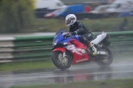 Mallory-park-Leicestershire;Mallory-park-photographs;Motorcycle-action-photographs;event-digital-images;eventdigitalimages;mallory-park;no-limits-trackday;peter-wileman-photography;trackday;trackday-digital-images;trackday-photos