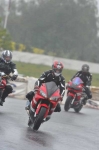 Mallory-park-Leicestershire;Mallory-park-photographs;Motorcycle-action-photographs;event-digital-images;eventdigitalimages;mallory-park;no-limits-trackday;peter-wileman-photography;trackday;trackday-digital-images;trackday-photos