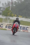 Mallory-park-Leicestershire;Mallory-park-photographs;Motorcycle-action-photographs;event-digital-images;eventdigitalimages;mallory-park;no-limits-trackday;peter-wileman-photography;trackday;trackday-digital-images;trackday-photos