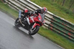 Mallory-park-Leicestershire;Mallory-park-photographs;Motorcycle-action-photographs;event-digital-images;eventdigitalimages;mallory-park;no-limits-trackday;peter-wileman-photography;trackday;trackday-digital-images;trackday-photos