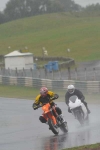 Mallory-park-Leicestershire;Mallory-park-photographs;Motorcycle-action-photographs;event-digital-images;eventdigitalimages;mallory-park;no-limits-trackday;peter-wileman-photography;trackday;trackday-digital-images;trackday-photos