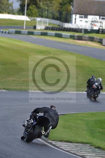 Mallory park Leicestershire;Mallory park photographs;Motorcycle action photographs;event digital images;eventdigitalimages;mallory park;no limits trackday;peter wileman photography;trackday;trackday digital images;trackday photos