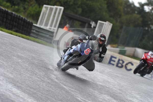 Mallory park Leicestershire;Mallory park photographs;Motorcycle action photographs;event digital images;eventdigitalimages;mallory park;no limits trackday;peter wileman photography;trackday;trackday digital images;trackday photos