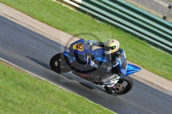 Mallory park Leicestershire;Mallory park photographs;Motorcycle action photographs;event digital images;eventdigitalimages;mallory park;no limits trackday;peter wileman photography;trackday;trackday digital images;trackday photos