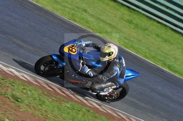 Mallory park Leicestershire;Mallory park photographs;Motorcycle action photographs;event digital images;eventdigitalimages;mallory park;no limits trackday;peter wileman photography;trackday;trackday digital images;trackday photos