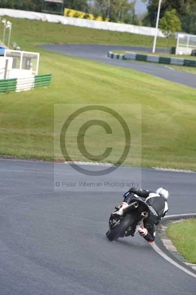 Mallory park Leicestershire;Mallory park photographs;Motorcycle action photographs;event digital images;eventdigitalimages;mallory park;no limits trackday;peter wileman photography;trackday;trackday digital images;trackday photos
