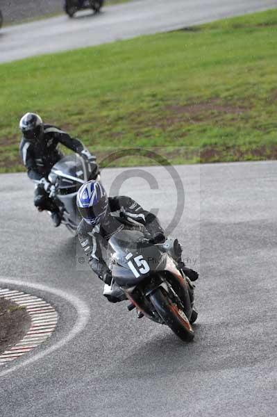 Mallory park Leicestershire;Mallory park photographs;Motorcycle action photographs;event digital images;eventdigitalimages;mallory park;no limits trackday;peter wileman photography;trackday;trackday digital images;trackday photos