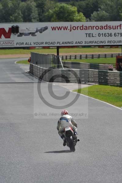 Mallory park Leicestershire;Mallory park photographs;Motorcycle action photographs;event digital images;eventdigitalimages;mallory park;no limits trackday;peter wileman photography;trackday;trackday digital images;trackday photos