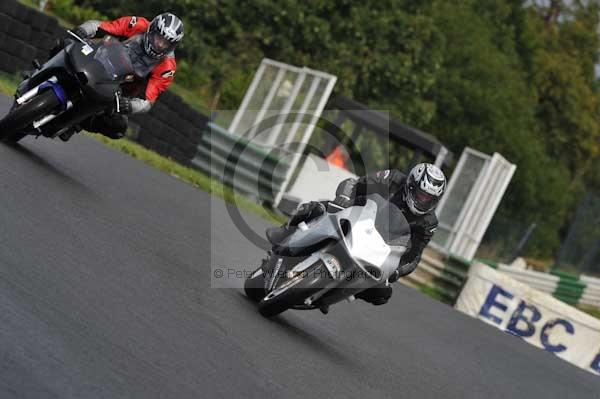 Mallory park Leicestershire;Mallory park photographs;Motorcycle action photographs;event digital images;eventdigitalimages;mallory park;no limits trackday;peter wileman photography;trackday;trackday digital images;trackday photos