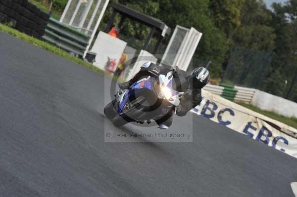 Mallory park Leicestershire;Mallory park photographs;Motorcycle action photographs;event digital images;eventdigitalimages;mallory park;no limits trackday;peter wileman photography;trackday;trackday digital images;trackday photos