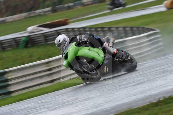 Mallory park Leicestershire;Mallory park photographs;Motorcycle action photographs;event digital images;eventdigitalimages;mallory park;no limits trackday;peter wileman photography;trackday;trackday digital images;trackday photos
