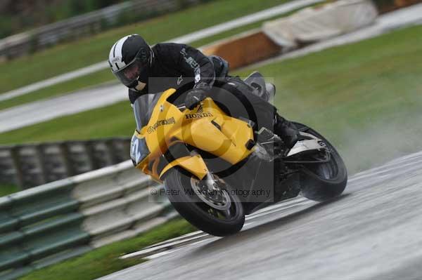 Mallory park Leicestershire;Mallory park photographs;Motorcycle action photographs;event digital images;eventdigitalimages;mallory park;no limits trackday;peter wileman photography;trackday;trackday digital images;trackday photos