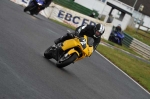 Mallory-park-Leicestershire;Mallory-park-photographs;Motorcycle-action-photographs;event-digital-images;eventdigitalimages;mallory-park;no-limits-trackday;peter-wileman-photography;trackday;trackday-digital-images;trackday-photos