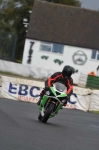 Mallory-park-Leicestershire;Mallory-park-photographs;Motorcycle-action-photographs;event-digital-images;eventdigitalimages;mallory-park;no-limits-trackday;peter-wileman-photography;trackday;trackday-digital-images;trackday-photos