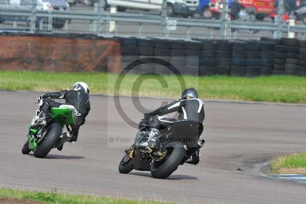 Motorcycle action photographs;Rockingham;Rockingham photographs;event digital images;eventdigitalimages;no limits trackday;peter wileman photography;rockingham corby northamptonshire;trackday;trackday digital images;trackday photos
