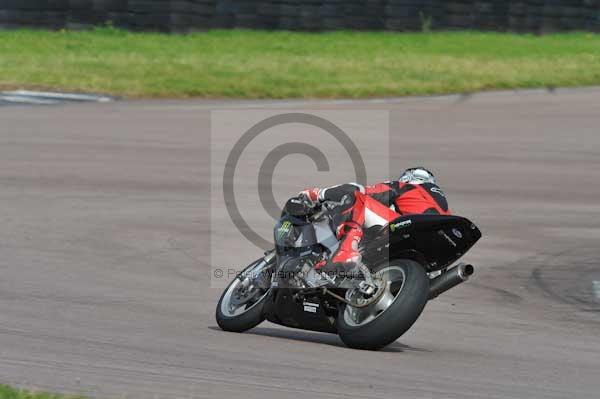 Motorcycle action photographs;Rockingham;Rockingham photographs;event digital images;eventdigitalimages;no limits trackday;peter wileman photography;rockingham corby northamptonshire;trackday;trackday digital images;trackday photos