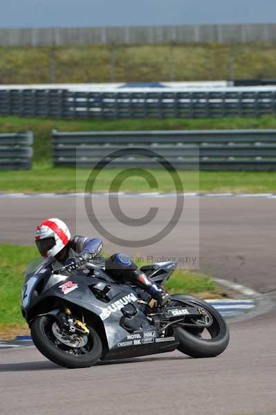 Motorcycle action photographs;Rockingham;Rockingham photographs;event digital images;eventdigitalimages;no limits trackday;peter wileman photography;rockingham corby northamptonshire;trackday;trackday digital images;trackday photos