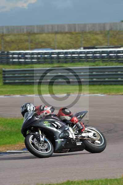 Motorcycle action photographs;Rockingham;Rockingham photographs;event digital images;eventdigitalimages;no limits trackday;peter wileman photography;rockingham corby northamptonshire;trackday;trackday digital images;trackday photos