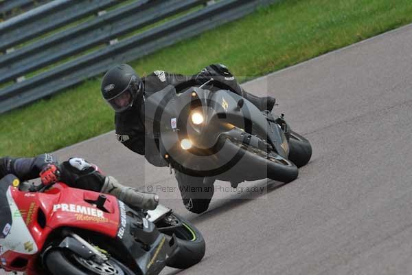 Motorcycle action photographs;Rockingham;Rockingham photographs;event digital images;eventdigitalimages;no limits trackday;peter wileman photography;rockingham corby northamptonshire;trackday;trackday digital images;trackday photos